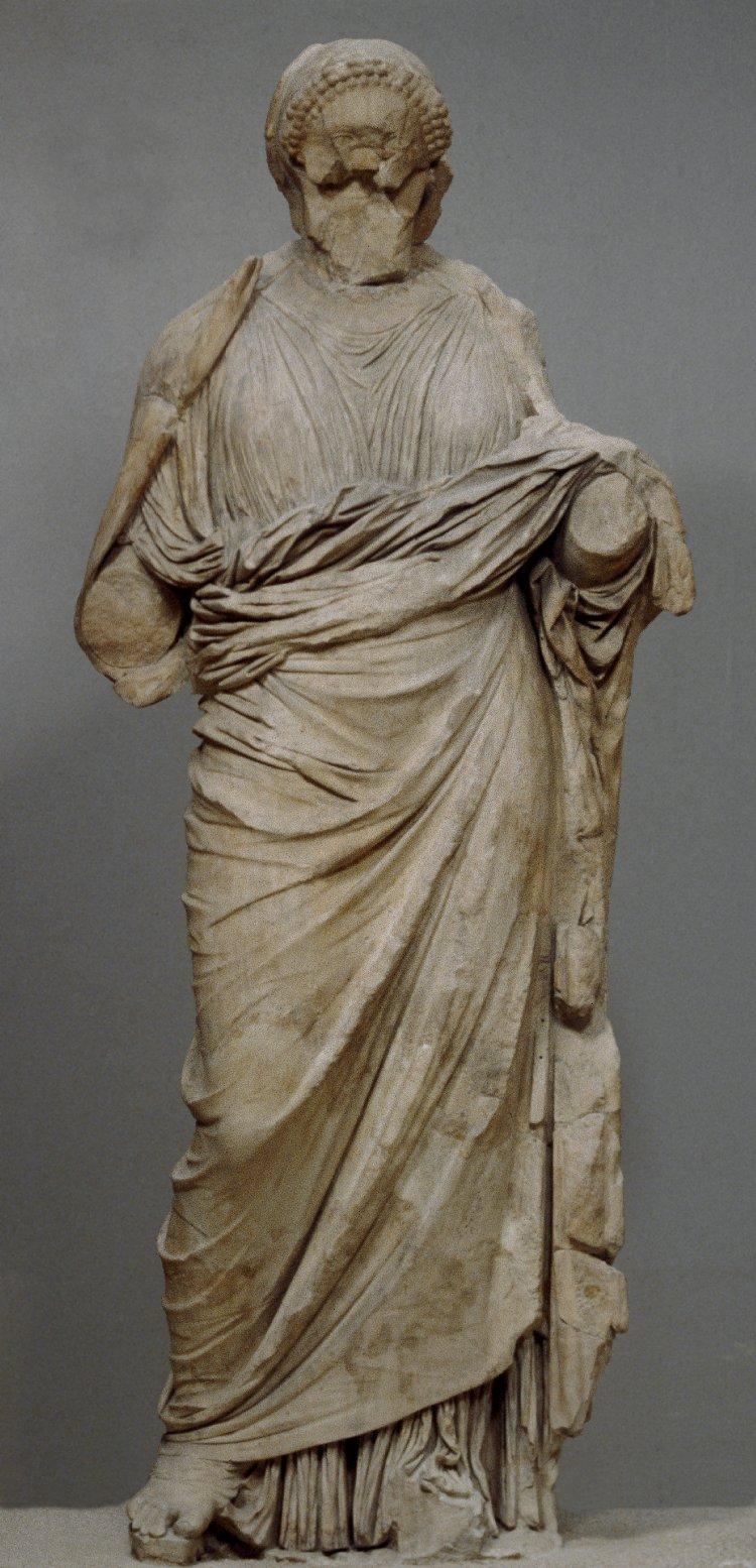 Marble statue from the Mausoleum of Halikarnassos, possibly Artemisia, cr. 350 BC, Halicarnassus, Caria, now Bodrum, Turkey