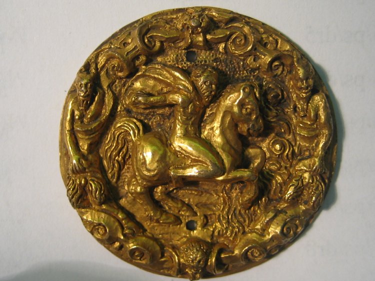 A hat badge depicting Marcus Curtius leaping into gulf, 16th century, Italy