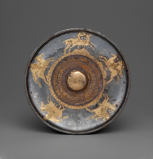 Gilt silver phiale mesomphalos, late 5th century BC, made in Ancient Greece for a Thracian patron (?)