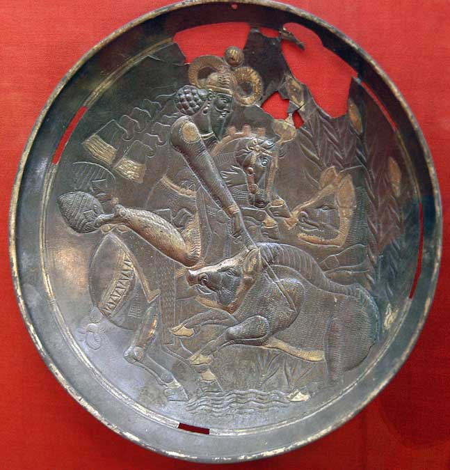 Dish depicting Varakhran hunting, cr. 390-420